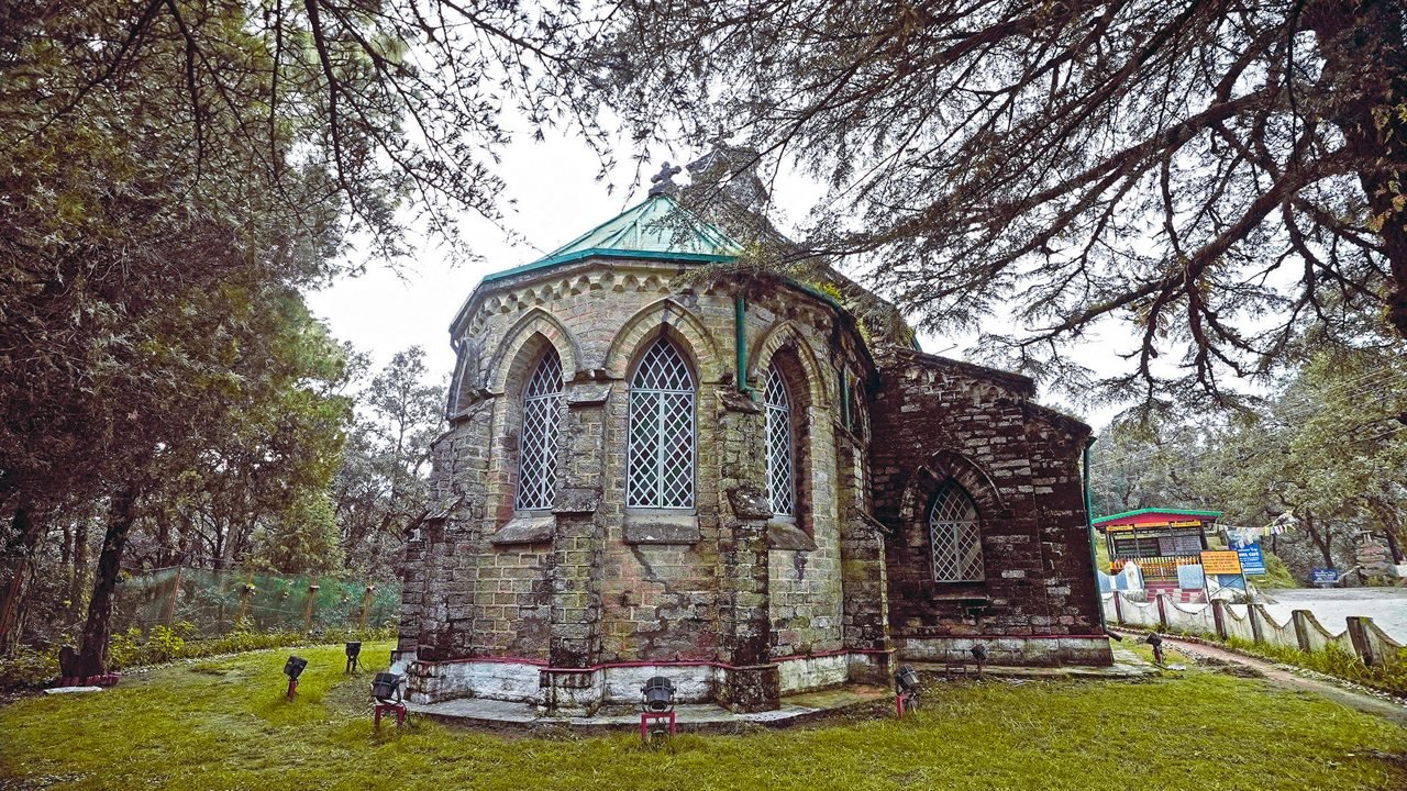 St Mary's Church - Photo 2